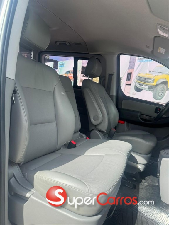 2019 Hyundai Starex — foto 8 / 9