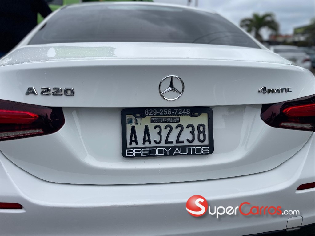 2019 Mercedes-Benz Clase A 220 4Matic — foto 8 / 8