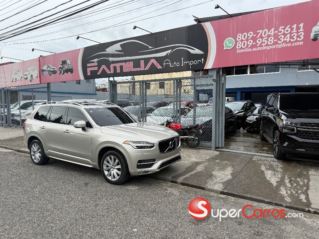 2016 Volvo XC90 Momentum T6