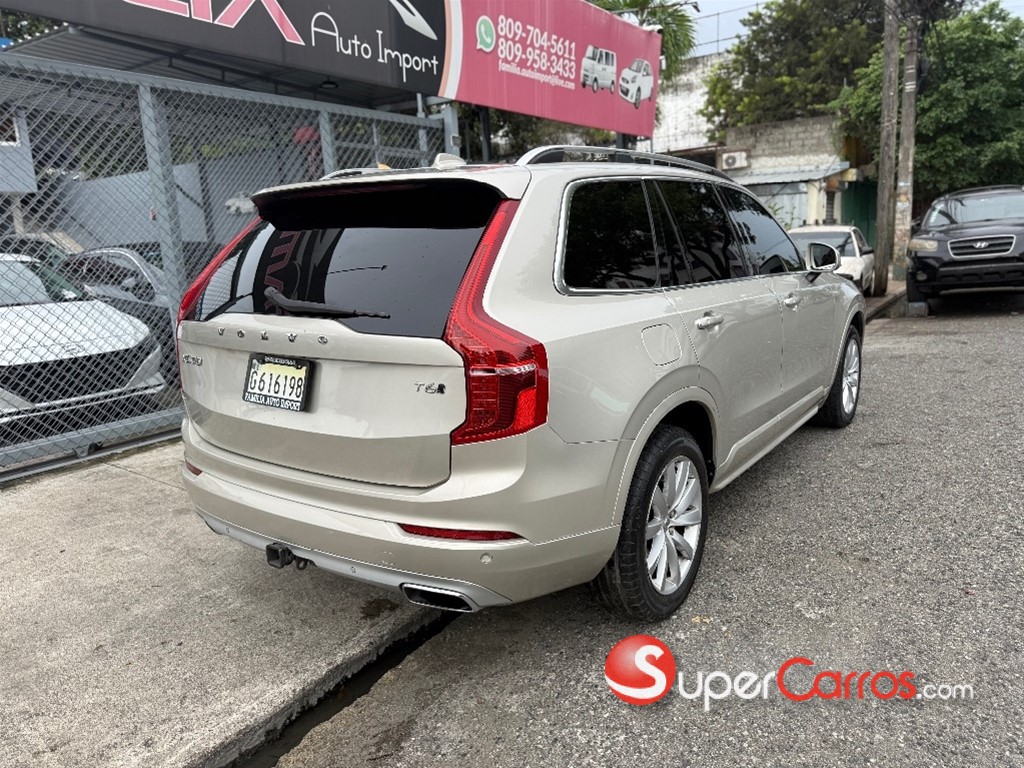 2016 Volvo XC90 Momentum T6 — foto 4 / 11
