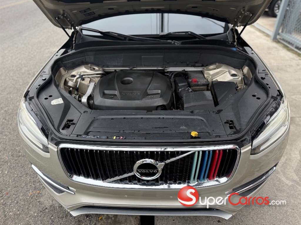 2016 Volvo XC90 Momentum T6 — foto 10 / 11