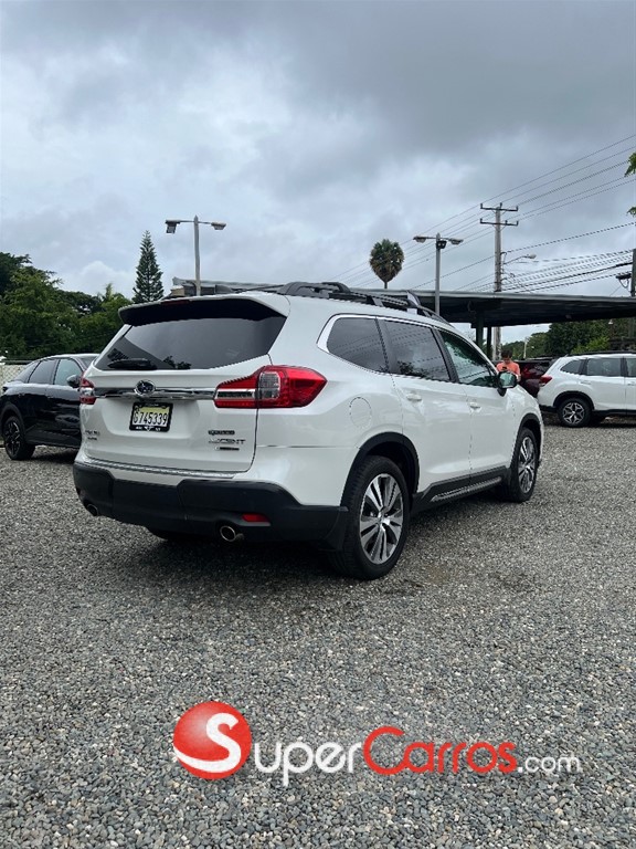 2020 Subaru Ascent Limited — foto 4 / 8