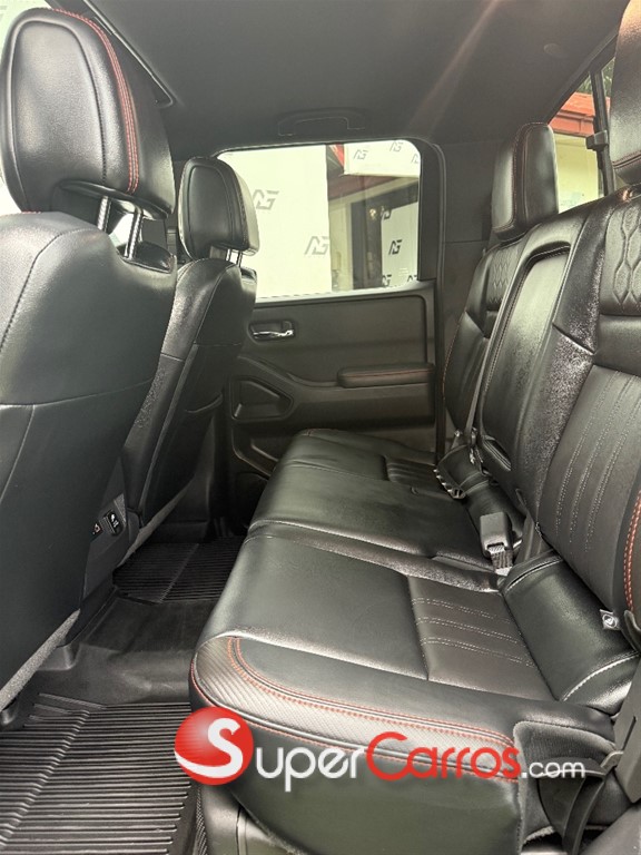 2023 Nissan Frontier Pro-4X — foto 10 / 12