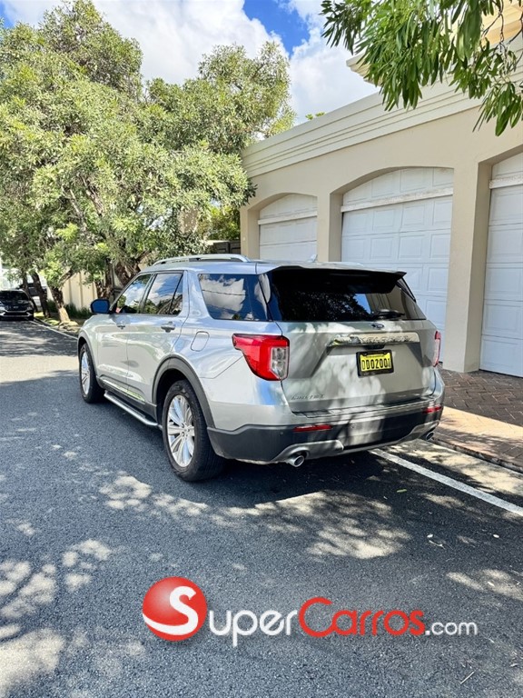 2020 Ford Explorer Limited — foto 5 / 10