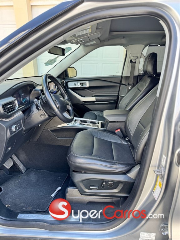 2020 Ford Explorer Limited — foto 9 / 10