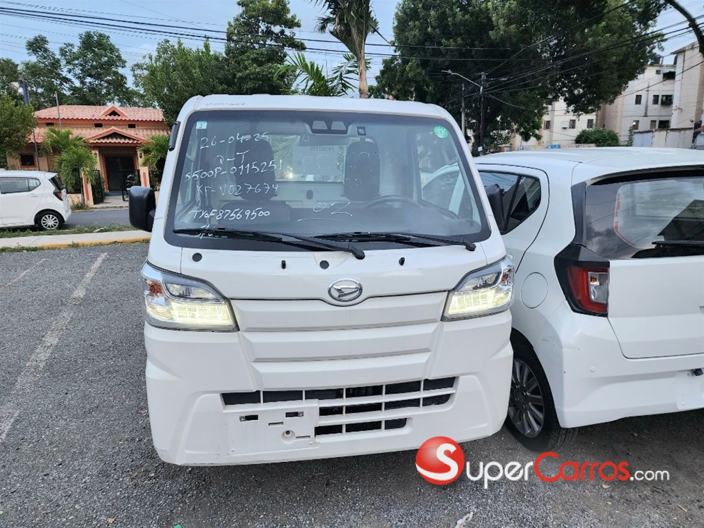 2021 Daihatsu Hijet — foto 5 / 11