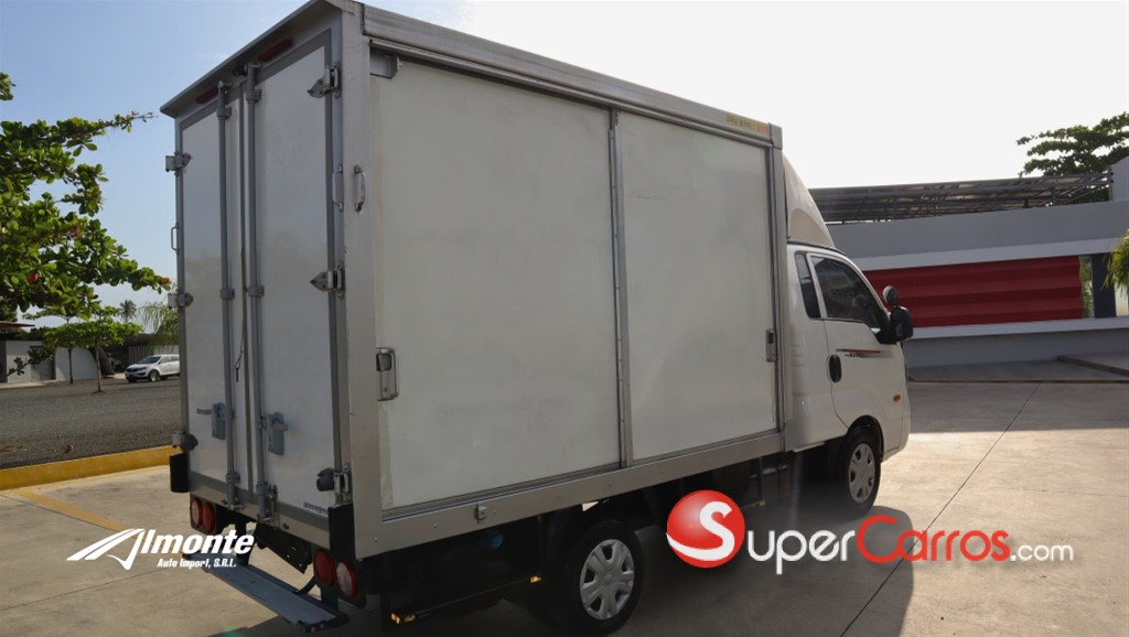 2022 Kia Bongo III — foto 4 / 12