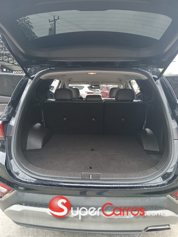 2019 Hyundai Santa Fe SE — foto 4 / 12