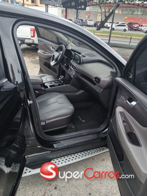 2019 Hyundai Santa Fe SE — foto 10 / 12