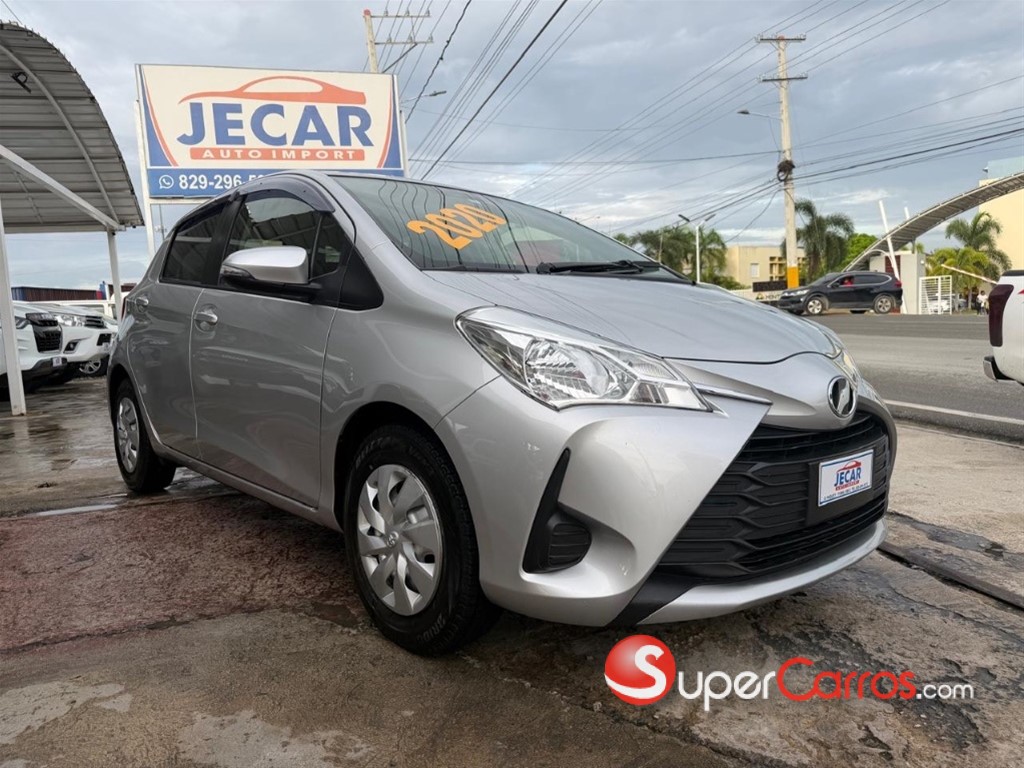 2020 Toyota VITZ