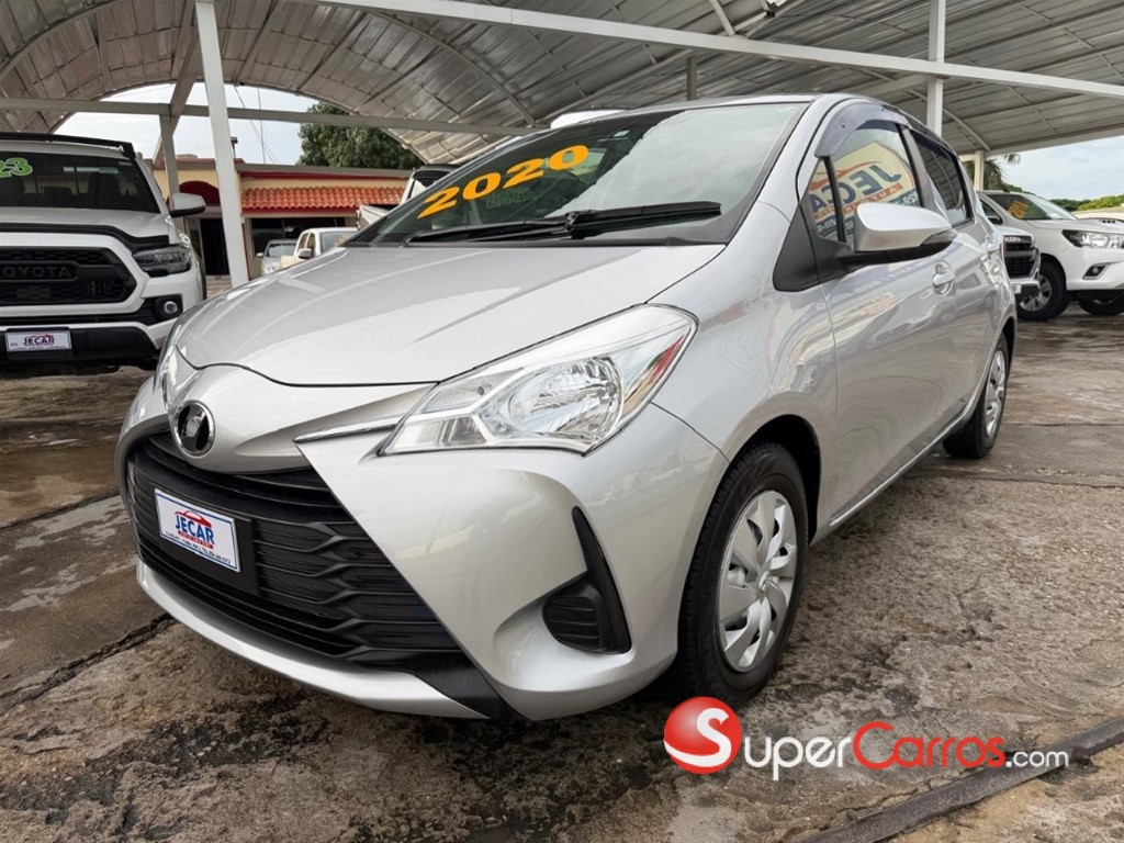 2020 Toyota VITZ — foto 3 / 10