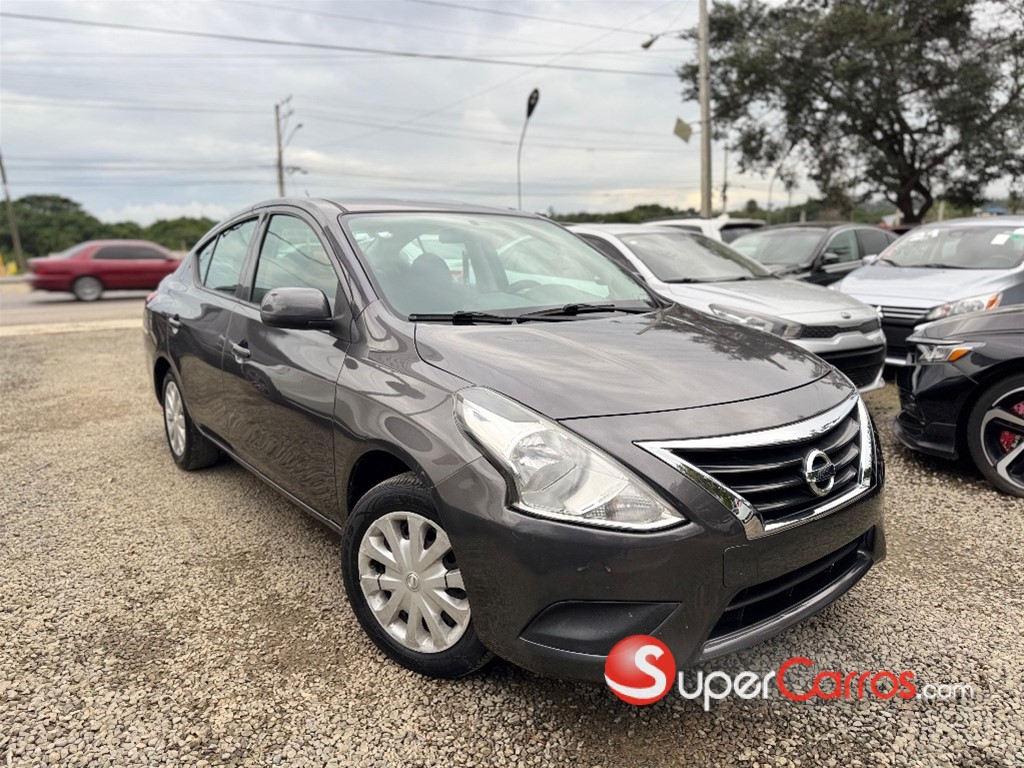 2019 Nissan Versa