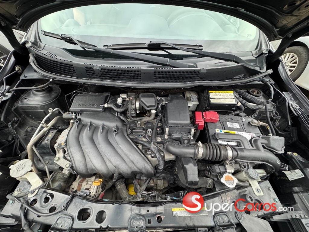 2019 Nissan Versa — foto 10 / 11