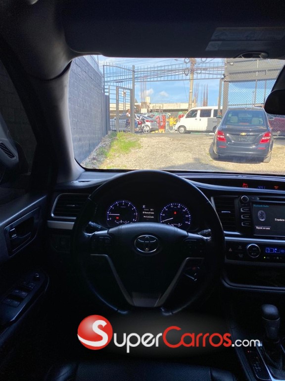 2018 Toyota Highlander LE Plus — foto 10 / 10