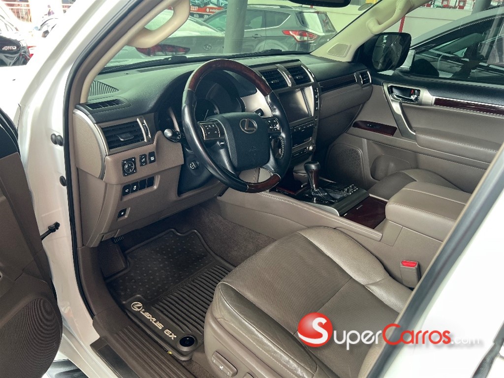2017 Lexus GX 460 Premium — foto 2 / 10