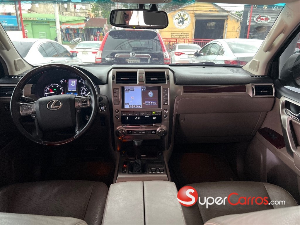 2017 Lexus GX 460 Premium — foto 4 / 10