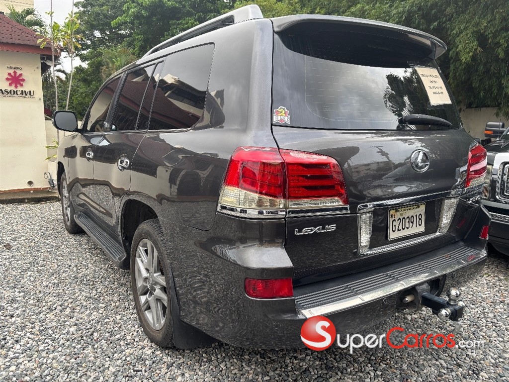 2009 Lexus LX 570 — foto 4 / 10