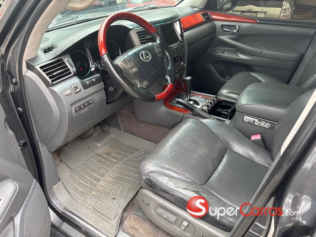 2009 Lexus LX 570 — foto 5 / 10