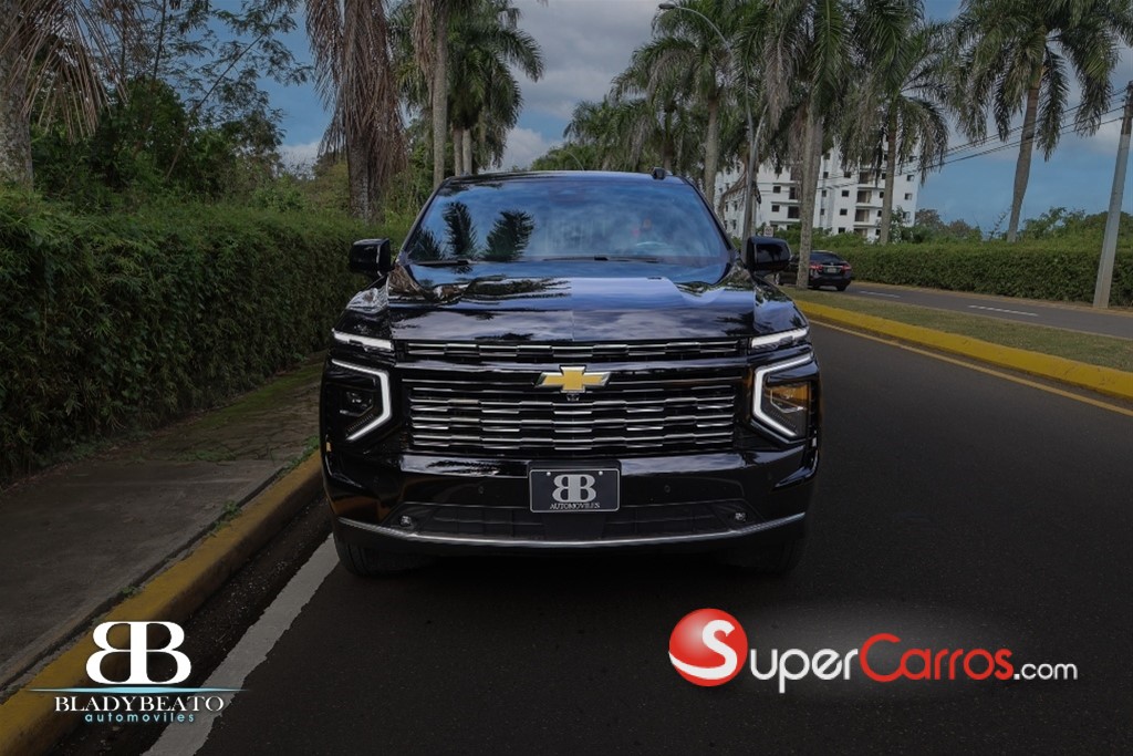 2026 Chevrolet Suburban Highcountry — foto 4 / 12