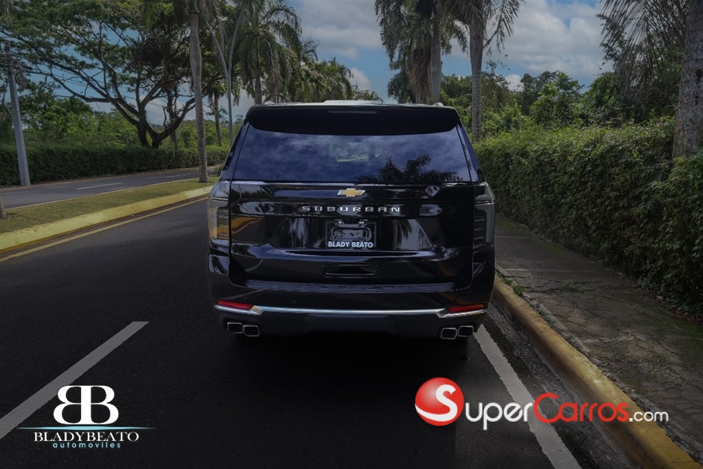 2026 Chevrolet Suburban Highcountry — foto 11 / 12