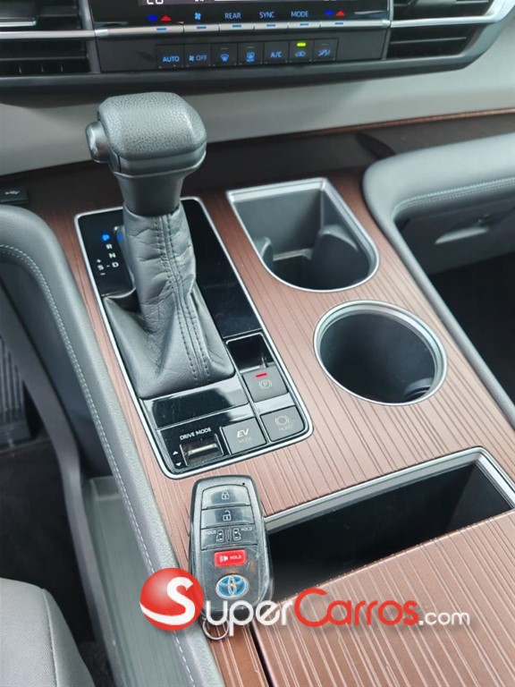 2021 Toyota Sienna LE — foto 10 / 12