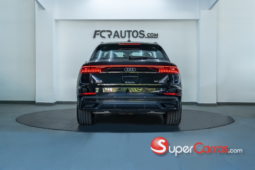 2025 Audi Q8 Premium — foto 7 / 12