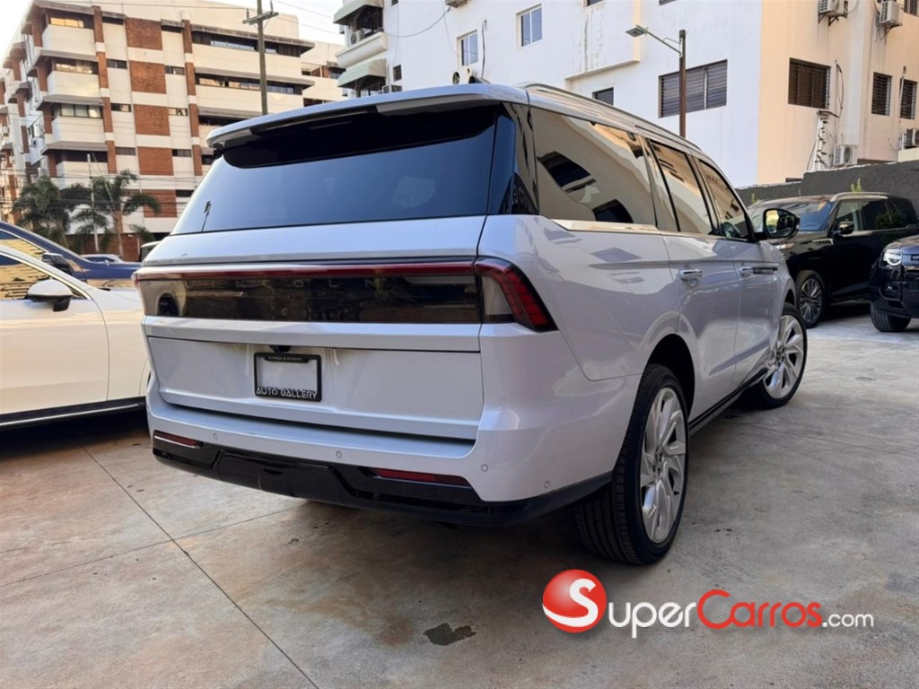 2025 Lincoln Navigator Black Label — foto 4 / 12