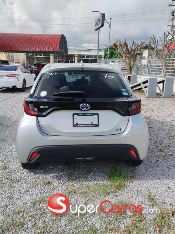 2020 Toyota Yaris — foto 4 / 6