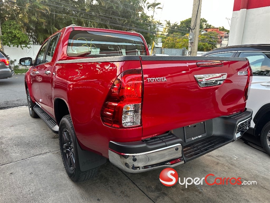 2026 Toyota Hilux 2.4 — foto 4 / 9