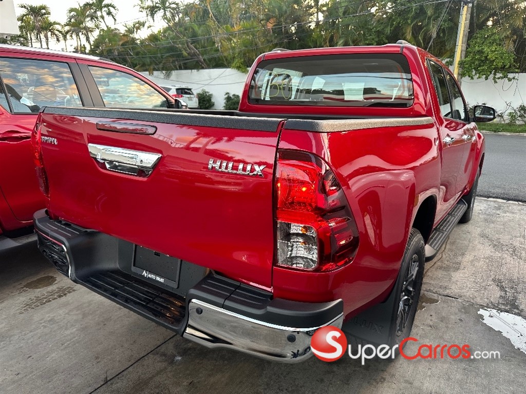 2026 Toyota Hilux 2.4 — foto 6 / 9