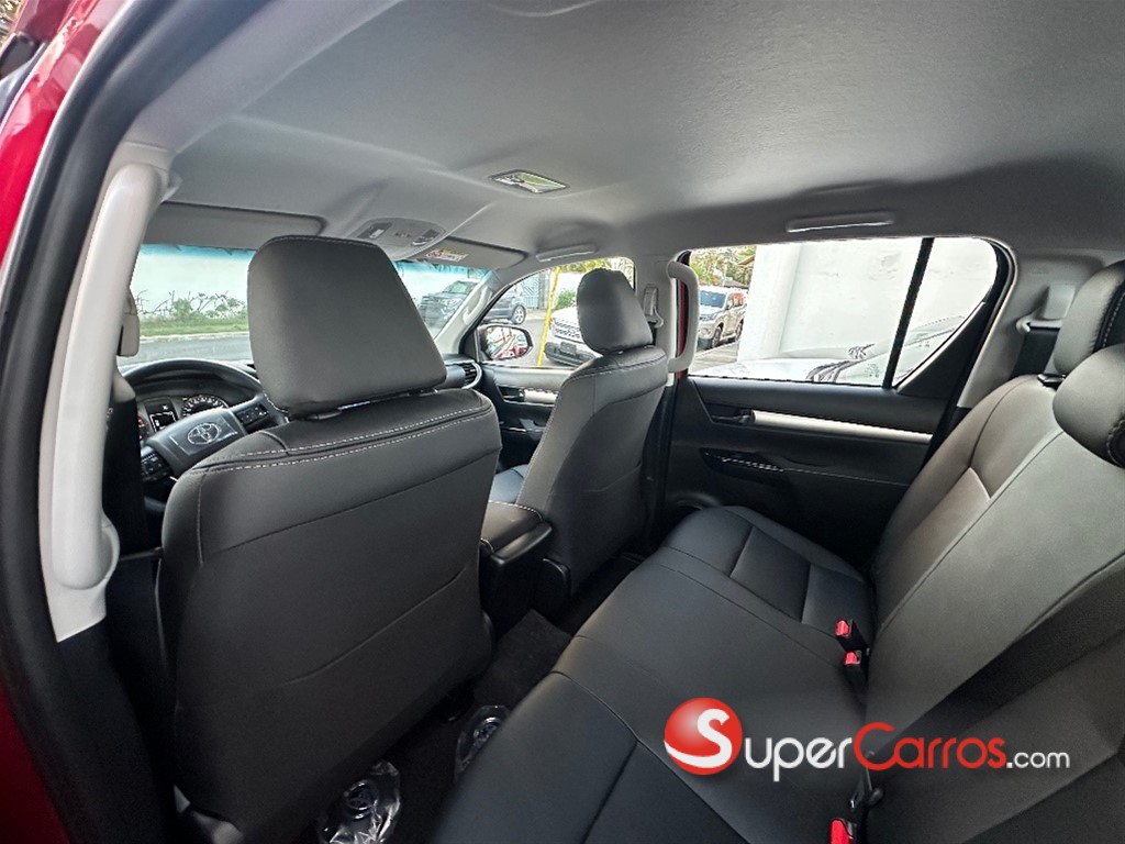 2026 Toyota Hilux 2.4 — foto 8 / 9