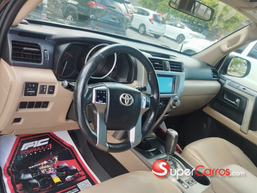 2010 Toyota 4 Runner Limited — foto 3 / 9