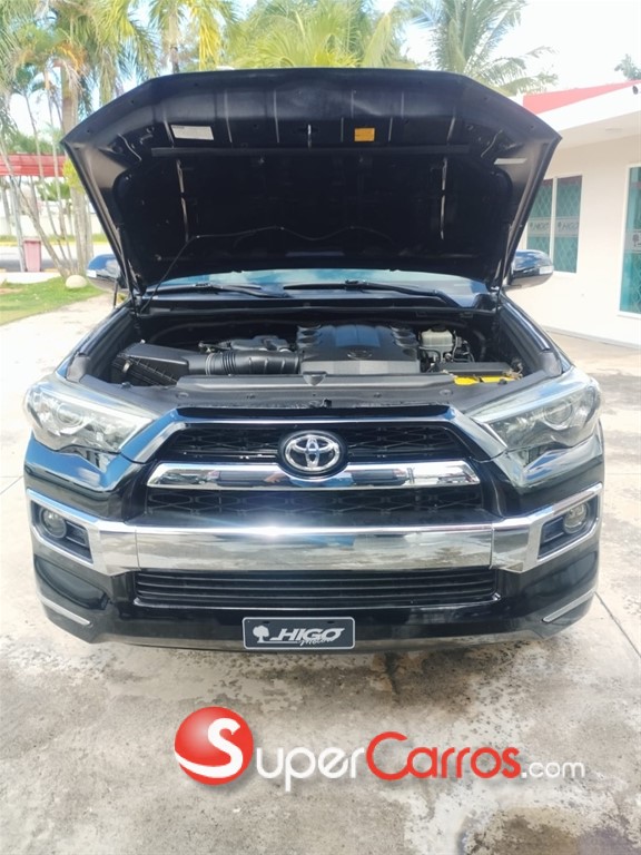 2010 Toyota 4 Runner Limited — foto 7 / 9