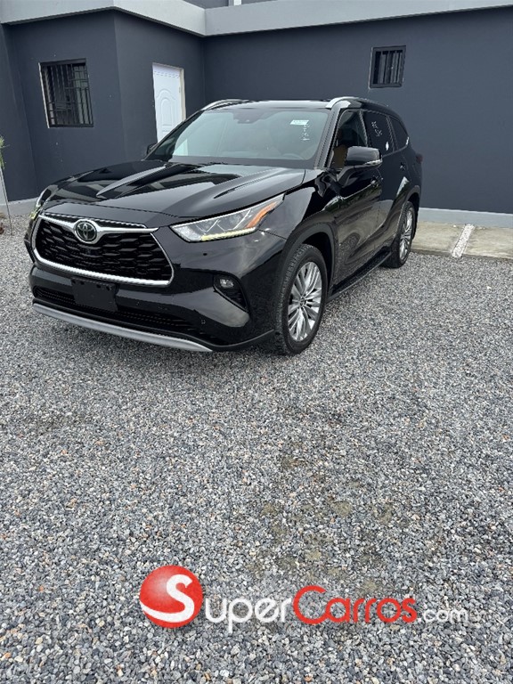 2020 Toyota Highlander Platinum — foto 3 / 12