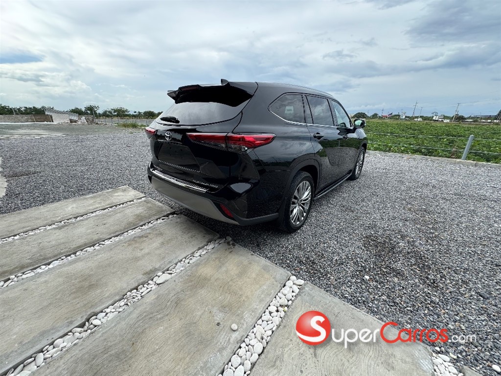 2020 Toyota Highlander Platinum — foto 4 / 12