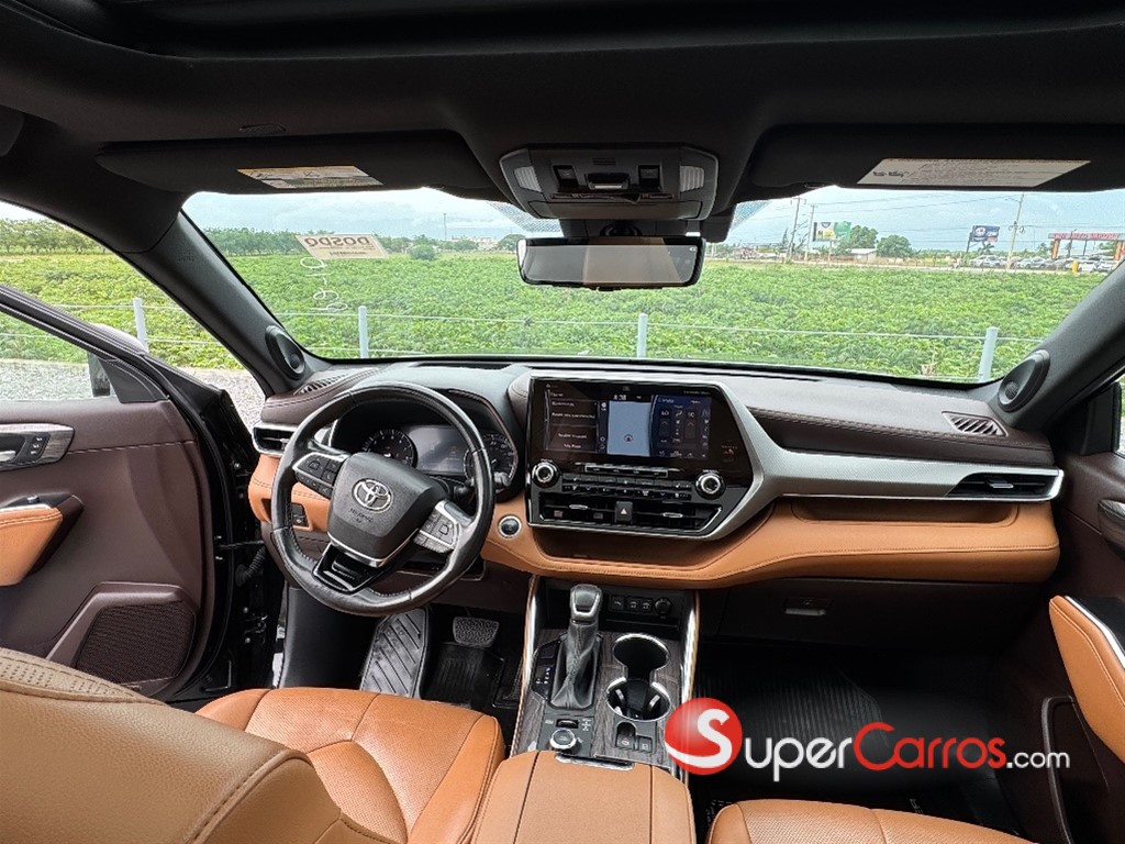 2020 Toyota Highlander Platinum — foto 10 / 12