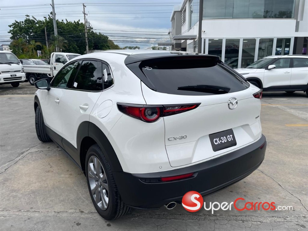 2026 Mazda CX-30 GT — foto 3 / 7
