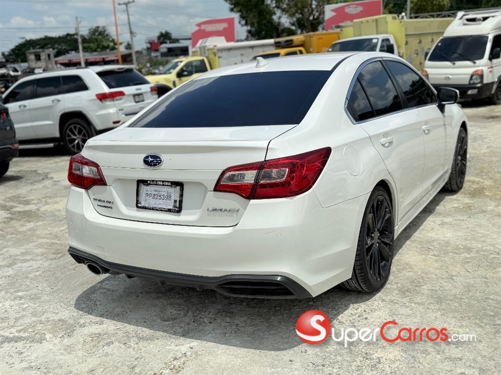 2019 Subaru Legacy — foto 6 / 12