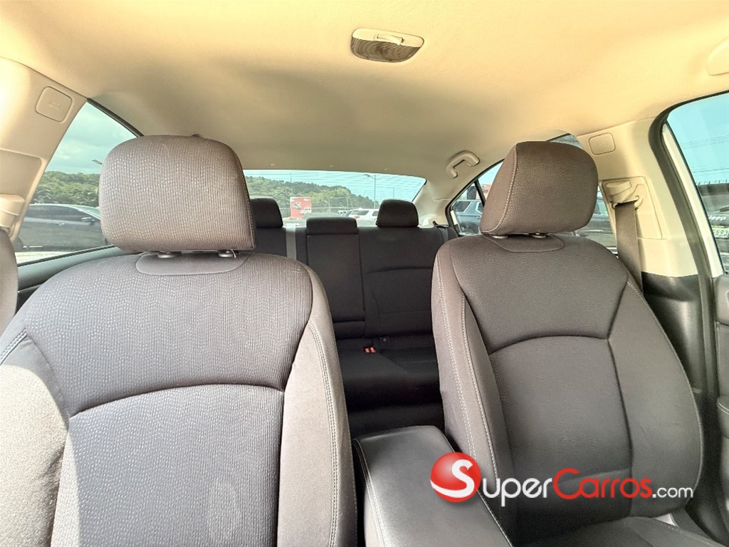 2019 Subaru Legacy — foto 12 / 12