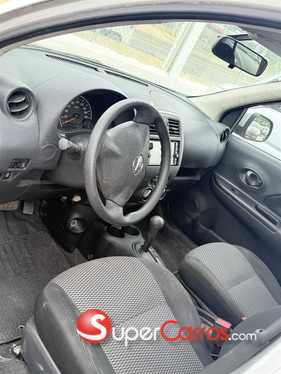 2019 Nissan March — foto 8 / 9