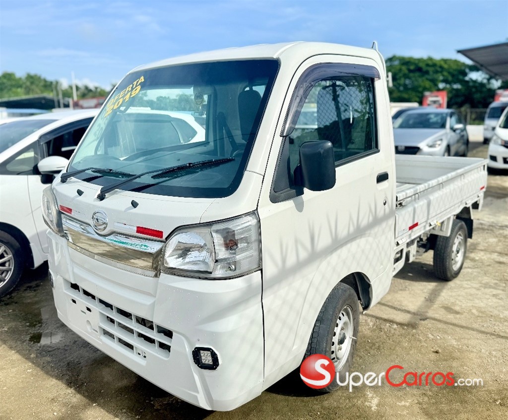 2019 Daihatsu Hijet — foto 2 / 8