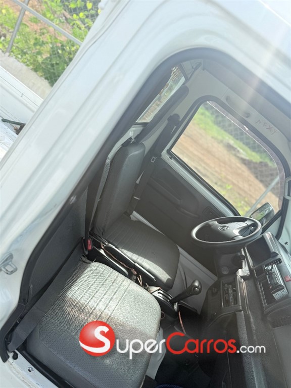 2019 Daihatsu Hijet — foto 4 / 8