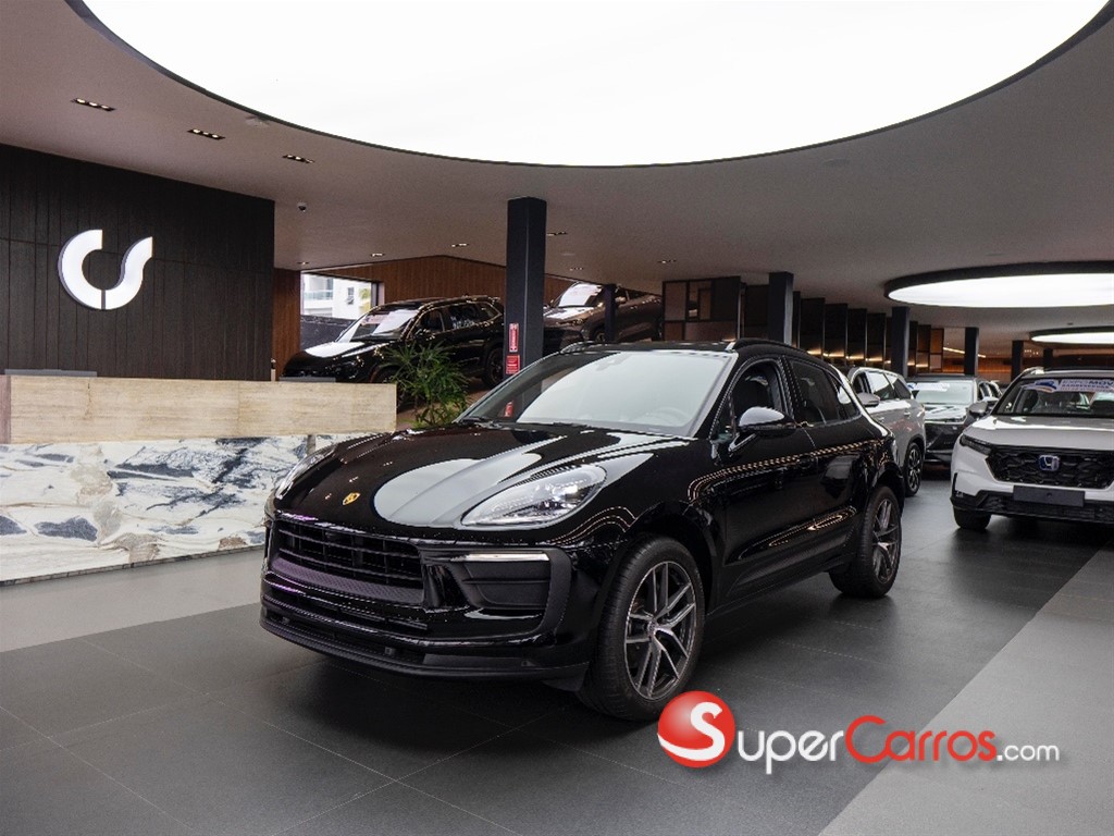 2025 Porsche Macan