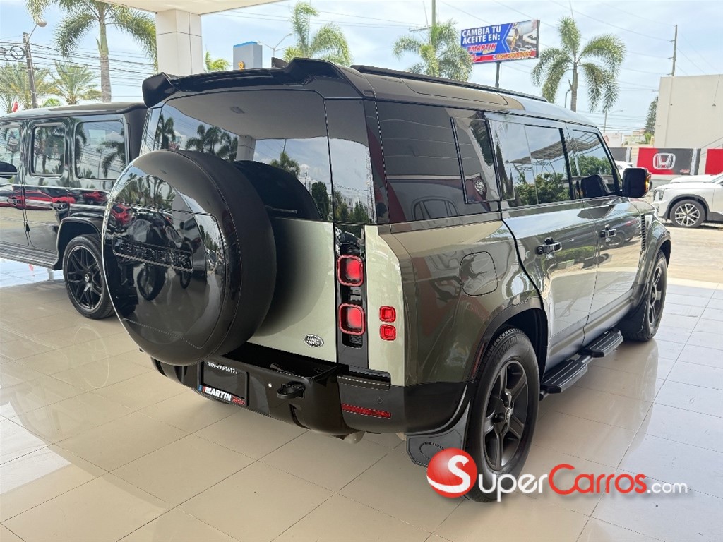 2020 Land Rover Defender 110 SE — foto 5 / 10