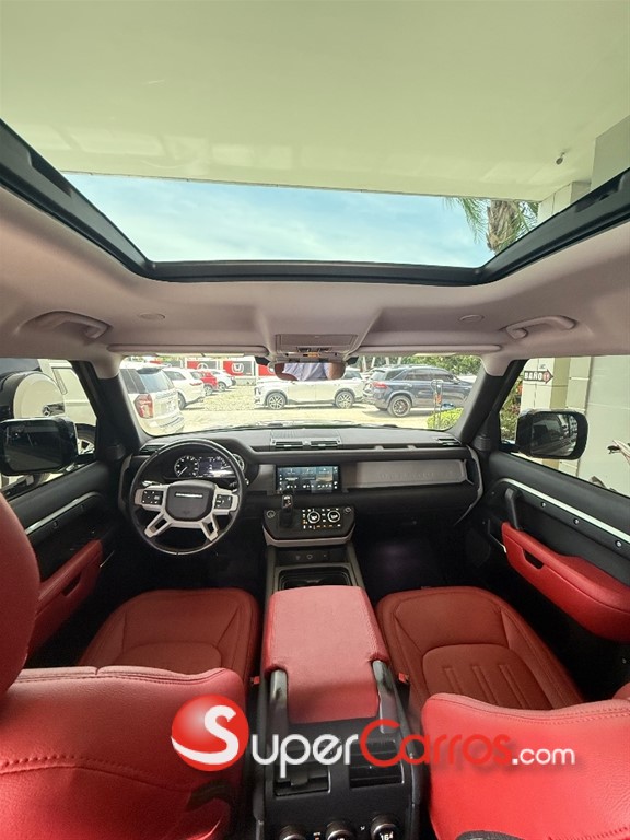 2020 Land Rover Defender 110 SE — foto 9 / 10