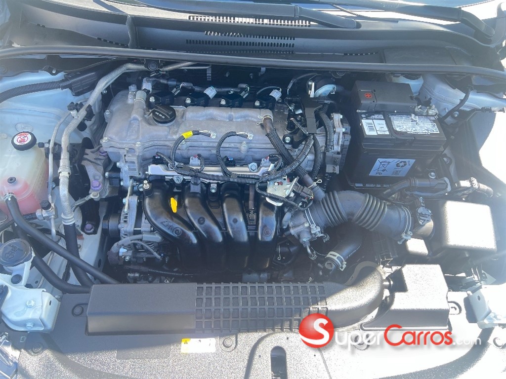 2020 Toyota Corolla LE Plus — foto 8 / 11