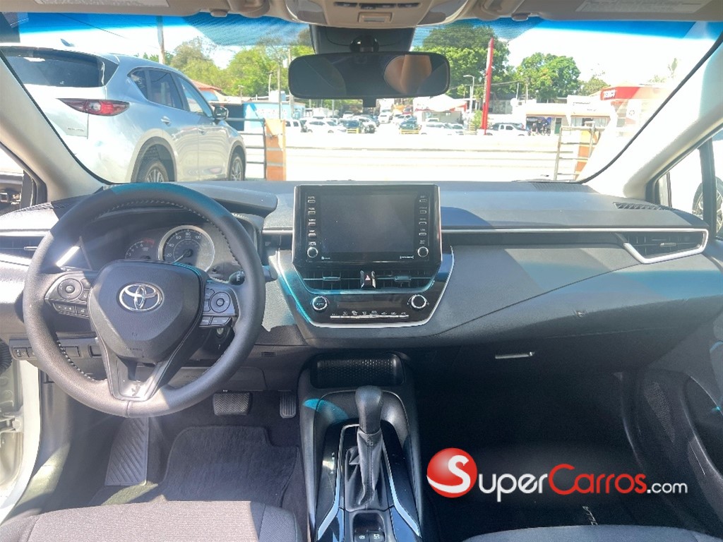 2020 Toyota Corolla LE Plus — foto 9 / 11