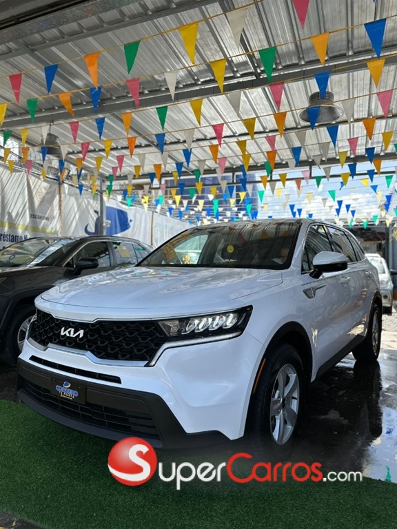 2022 Kia Sorento LX — foto 5 / 8