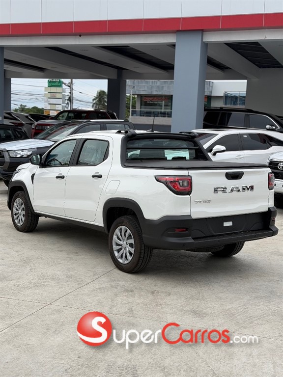 2025 Ram 700 Bighorn — foto 4 / 7