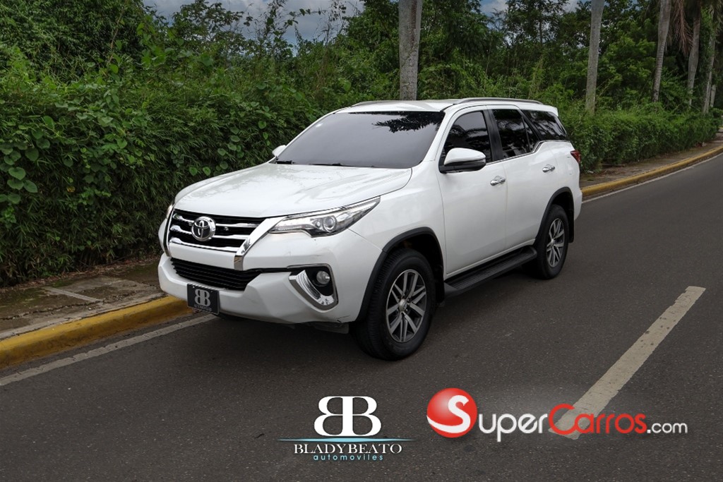 2019 Toyota Fortuner SRV